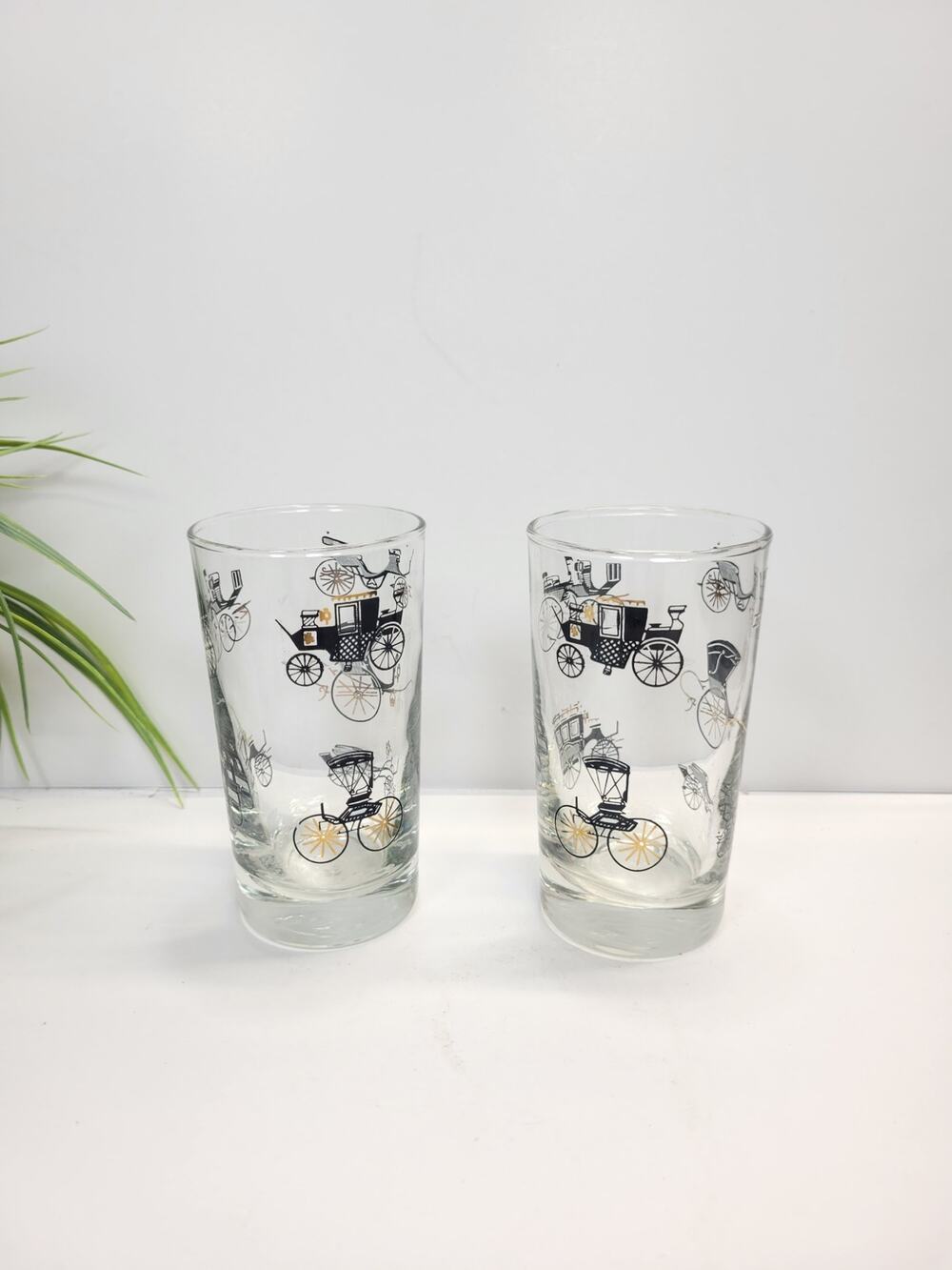 Vintage Libbey Curio Carriage & Buggy 8 oz Tumblers MCM Black Gold Glasses 2pc